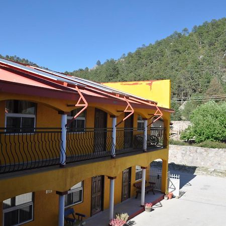 Hotel Ecologico Temazcal クリル エクステリア 写真